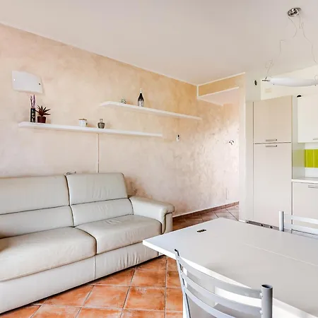 I Carpini Piscina Terrazzo E Relax Daire *